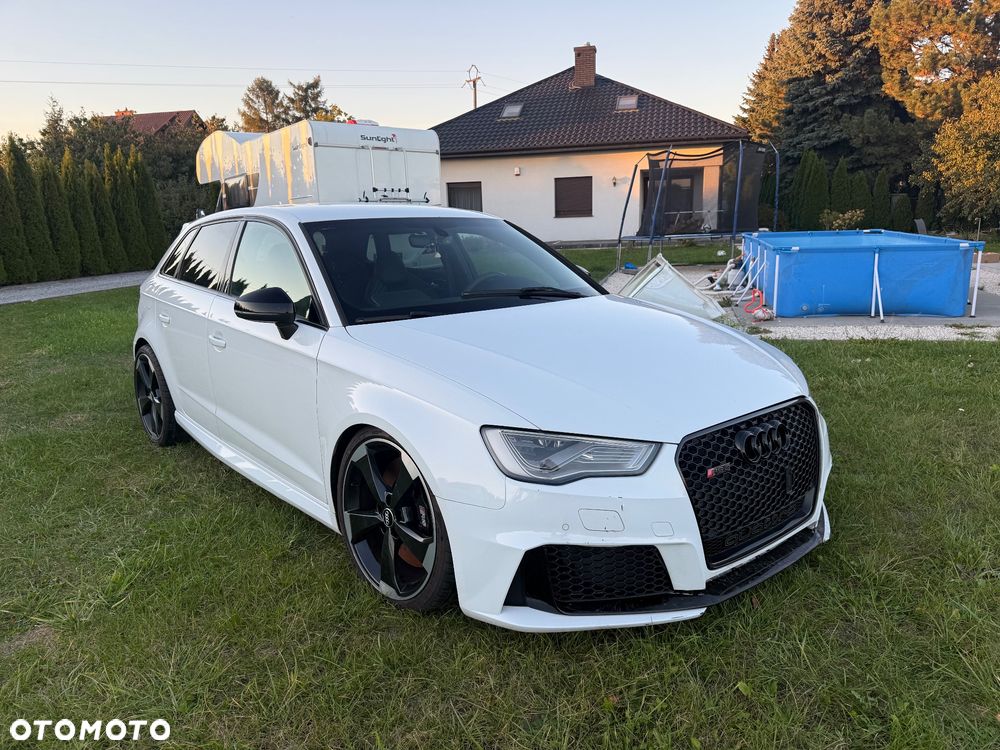Audi RS3 Sportback - 28