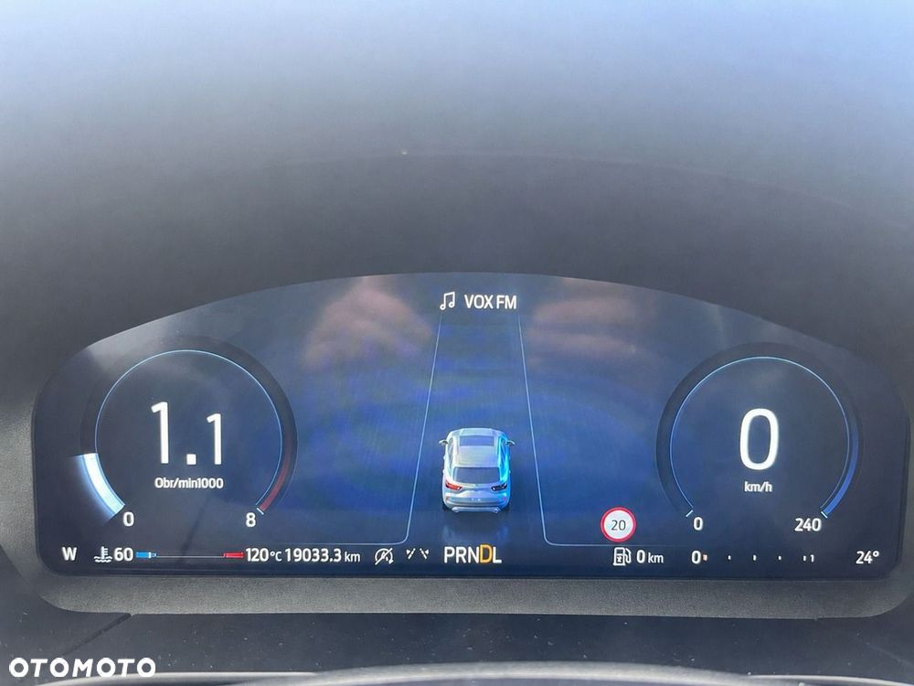 Ford Kuga 1.5 EcoBoost TITANIUM - 14