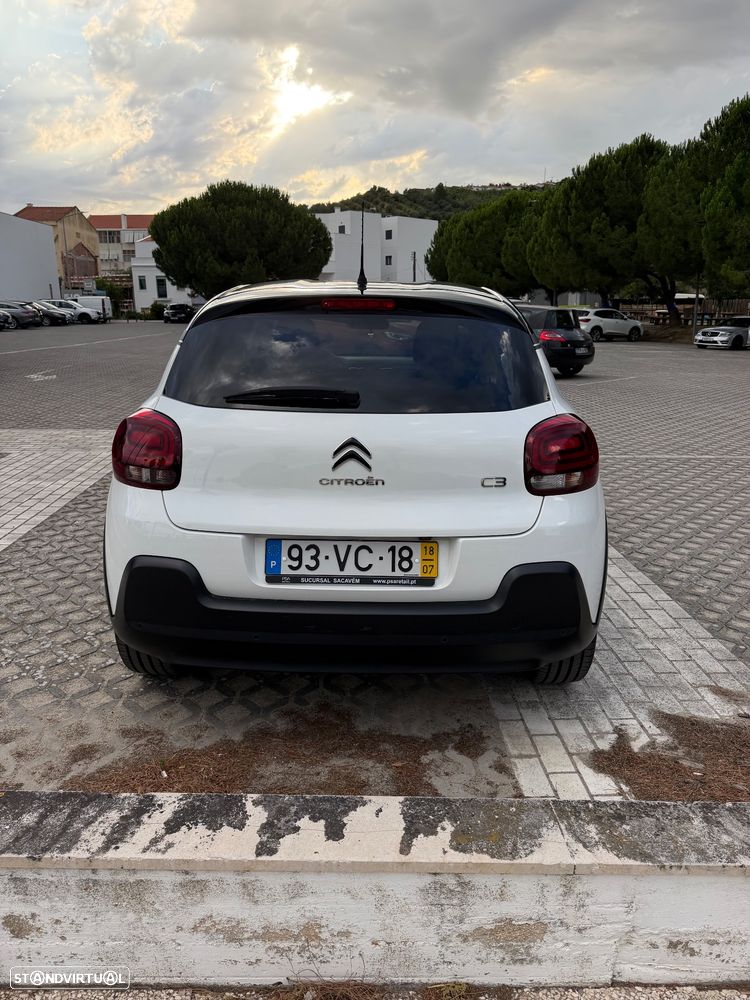 Citroën C3 1.2 PureTech Shine - 2