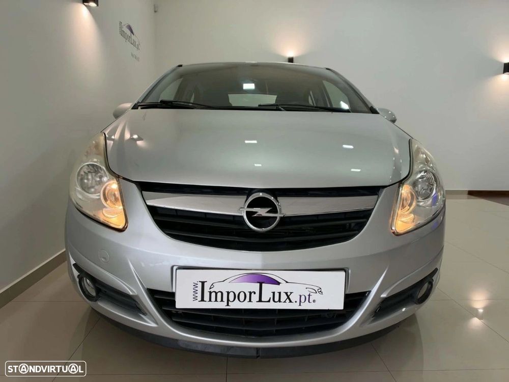Opel Corsa 1.2 Cosmo - 4