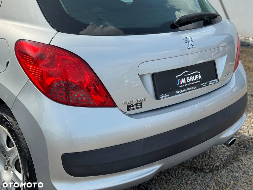 Peugeot 207 - 11