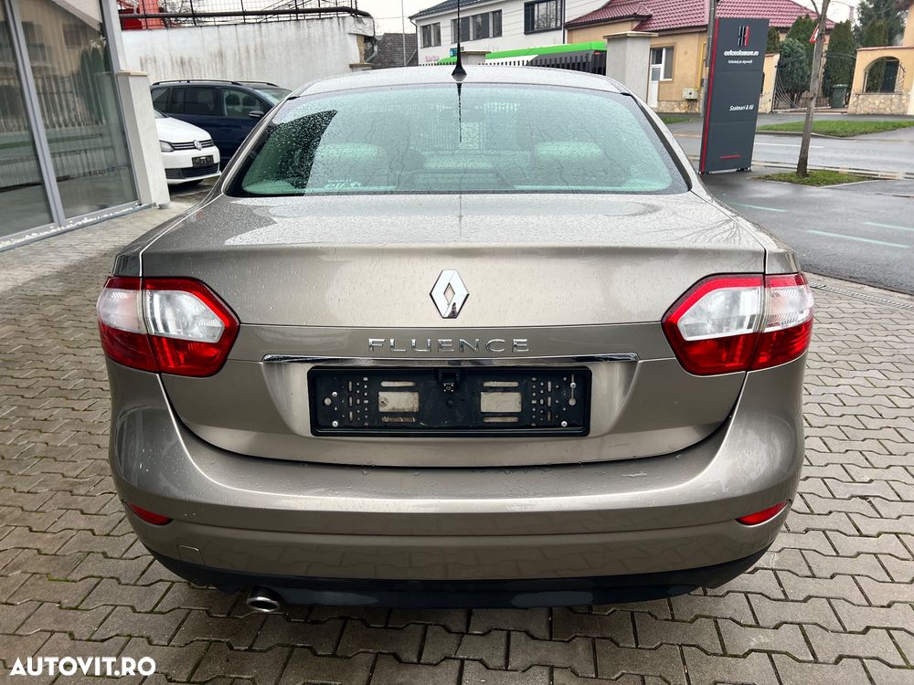Renault Fluence 1.6 Dynamique - 9
