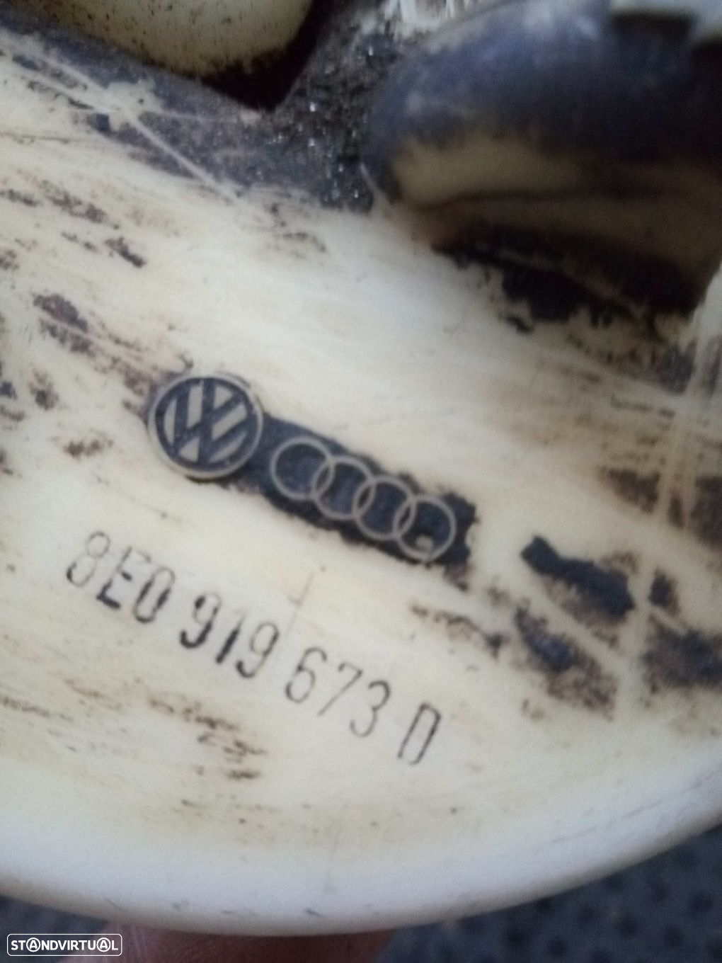 Bomba / Boia Combustivel  Volkswagen Passat (3B2) - 2