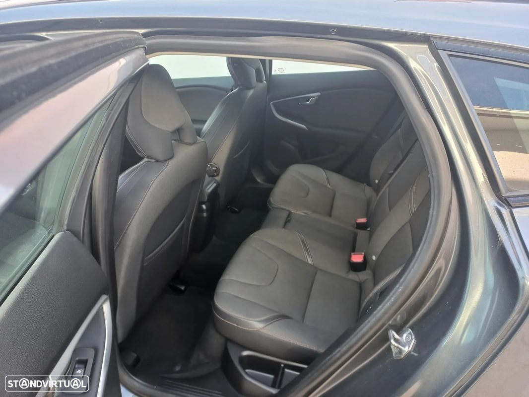 Volvo V40 1.6 D2 Eco Kinetic - 9