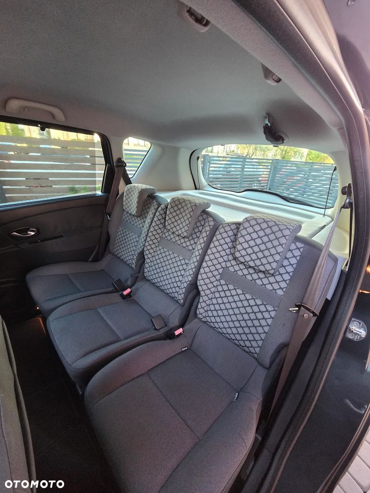 Renault Scenic 1.6 16V 110 TomTom Edition - 21