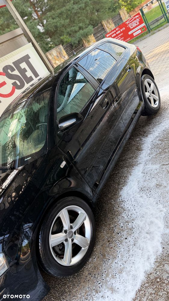 Audi A3 Sportback 2.0 TDI DPF Ambiente - 2