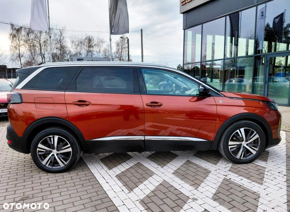 Peugeot 5008 - 5
