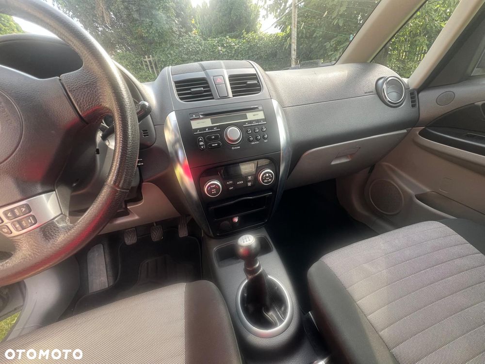 Suzuki SX4 1.6 VVT 4x2 Comfort - 6