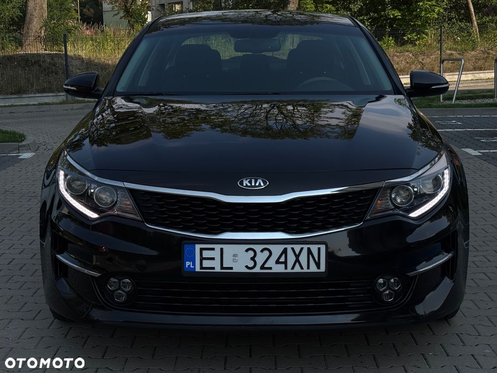 Kia Optima 2.0 L - 1