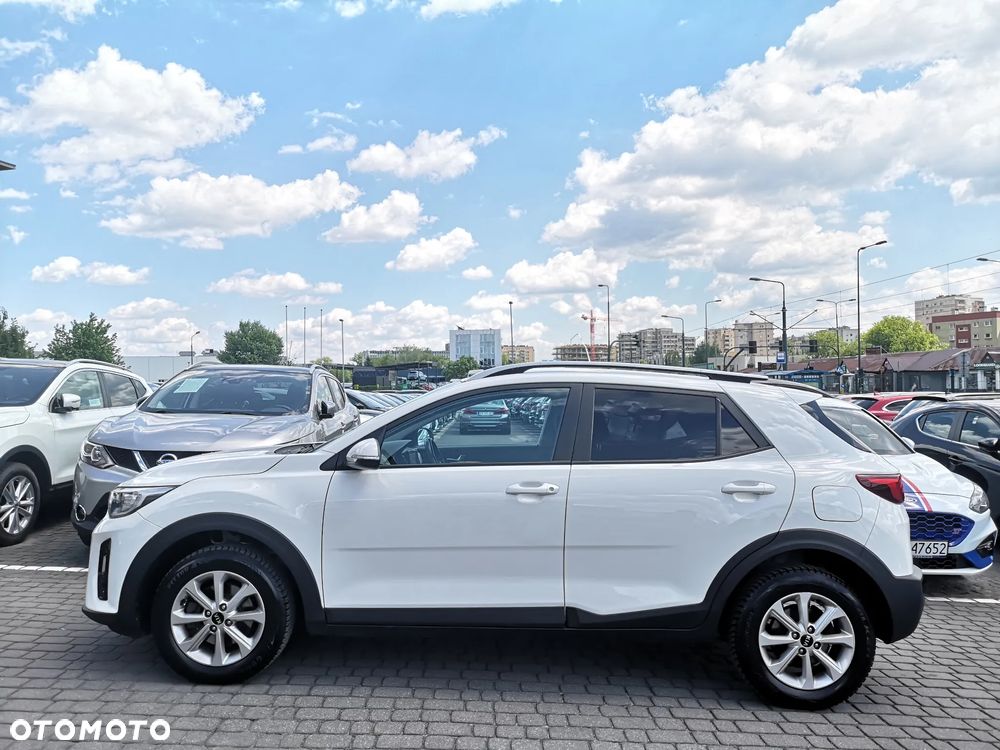 Kia Stonic 1.2 L - 6