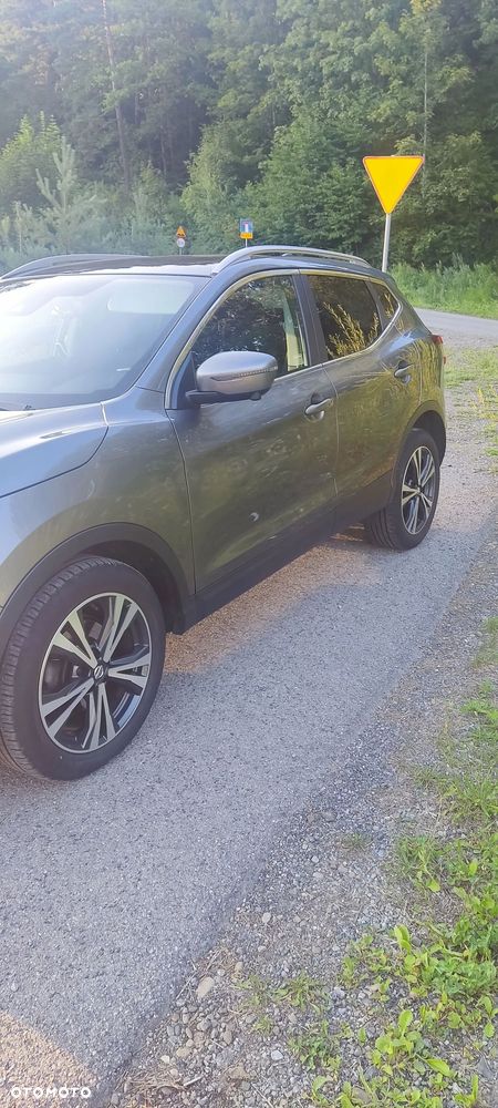 Nissan Qashqai 1.3 DIG-T N-Connecta - 4