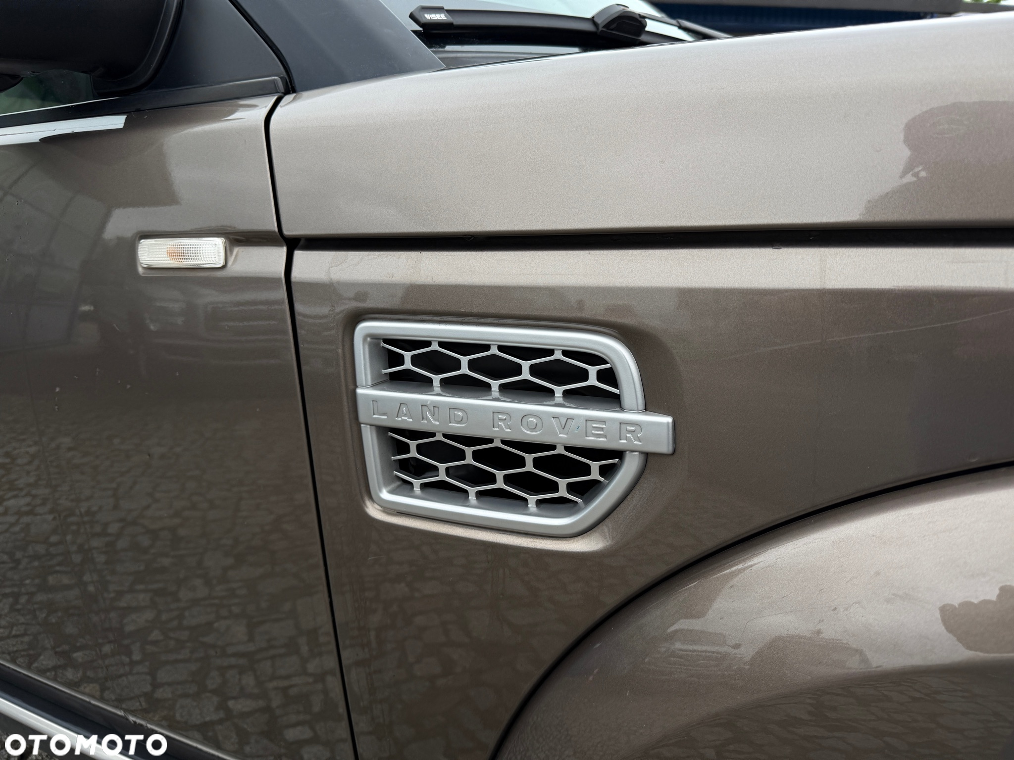Land Rover Discovery IV 3.0D V6 HSE - 10
