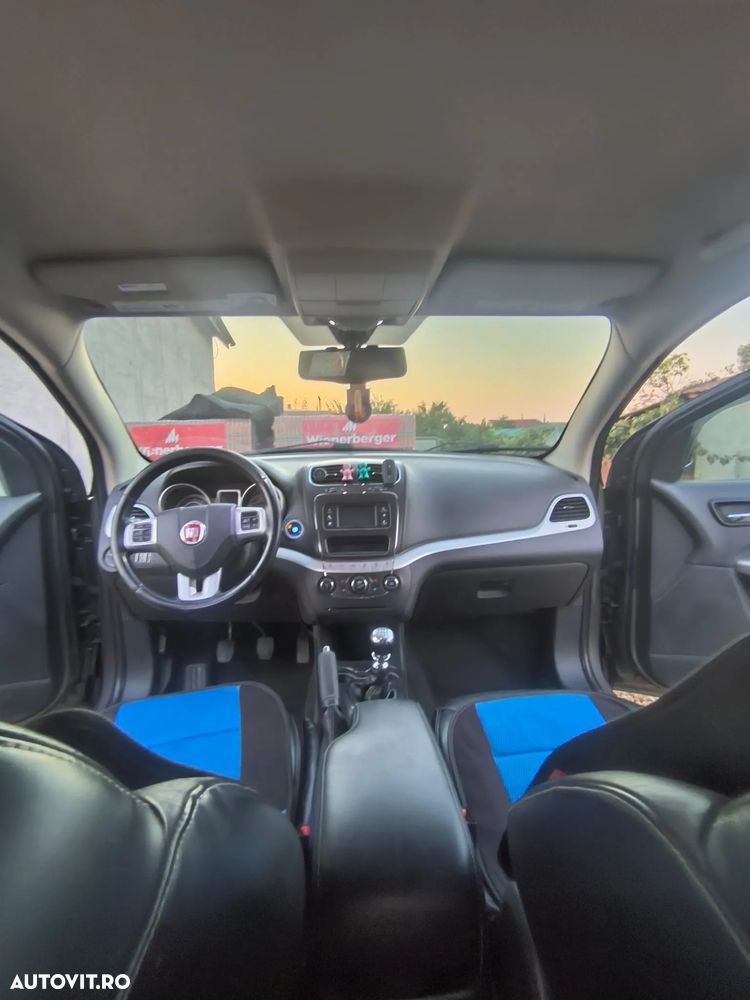 Fiat Freemont 2.0 Mjet FWD 4x2 - 12