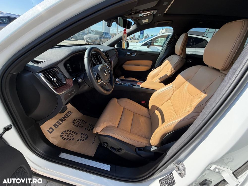 Volvo XC 60 Recharge T6 Twin Engine eAWD Inscription Expression - 6