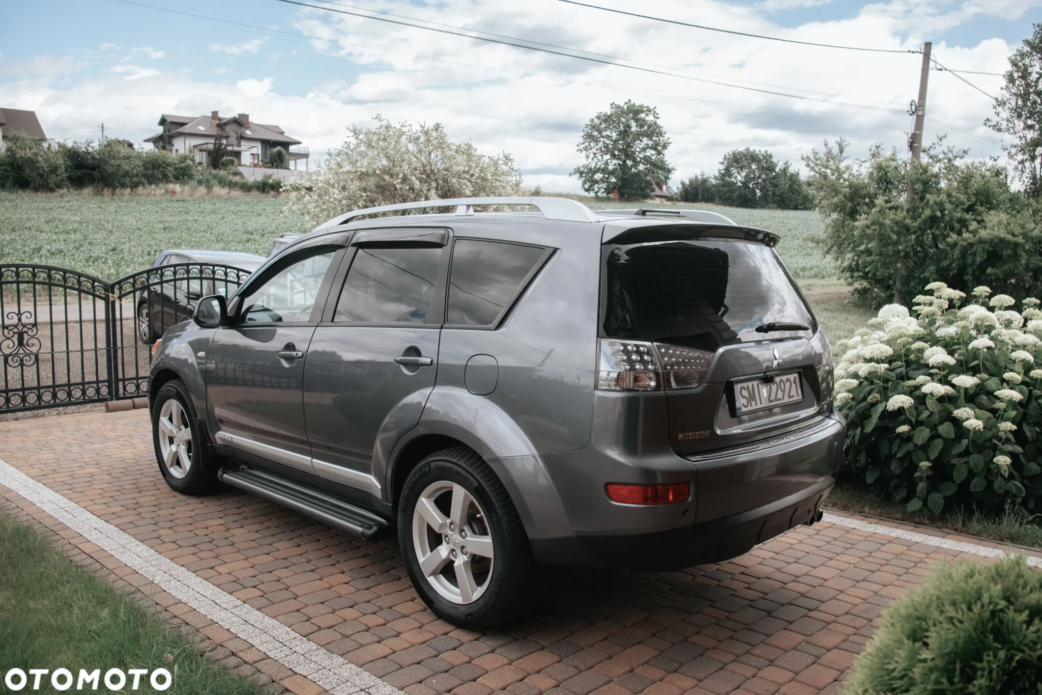 Mitsubishi Outlander 2.0 DID Intense - 3
