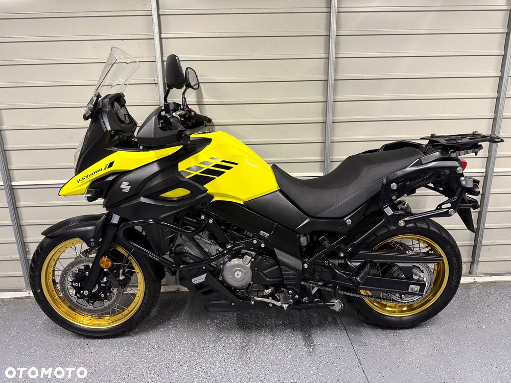 Suzuki V-STROM - 13