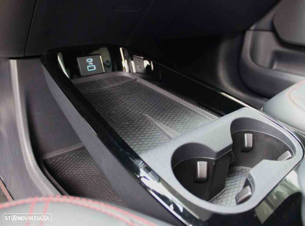 Ford Mustang Mach-E Alargada AWD - 41