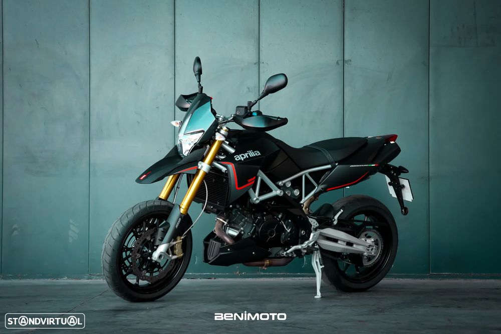 Aprilia Dorsoduro Factory 750 - 3