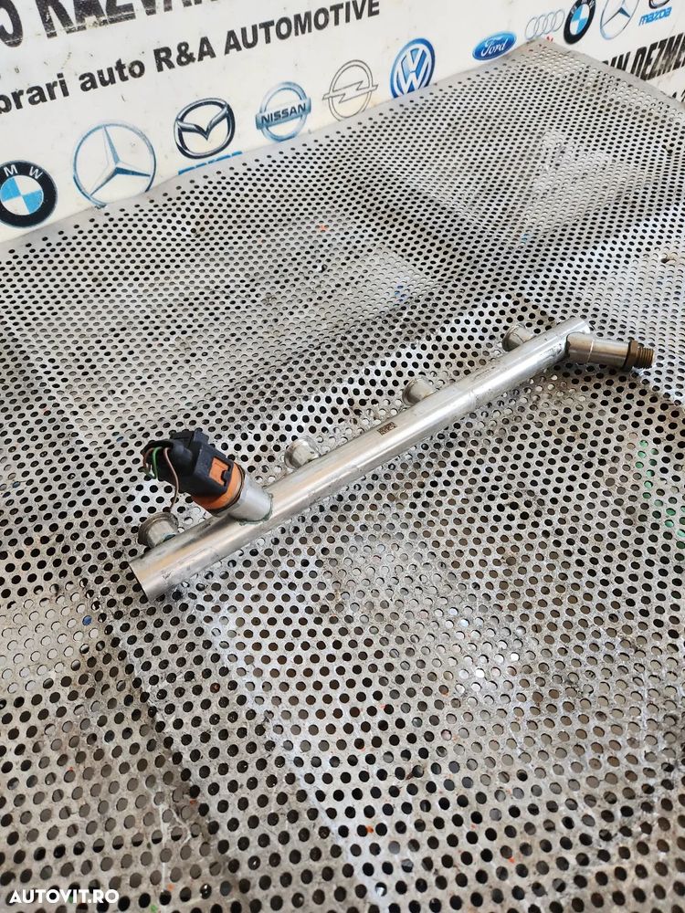 Rampa Injectie Injectoare Cu Senzor Stanga Audi A8 D4 S8 4.0 TFSI Cod BD - Dezmembrari Arad - 2
