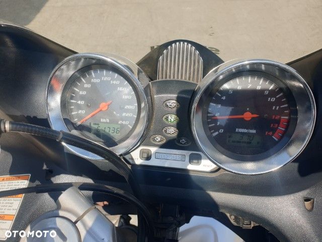 Suzuki Bandit - 12