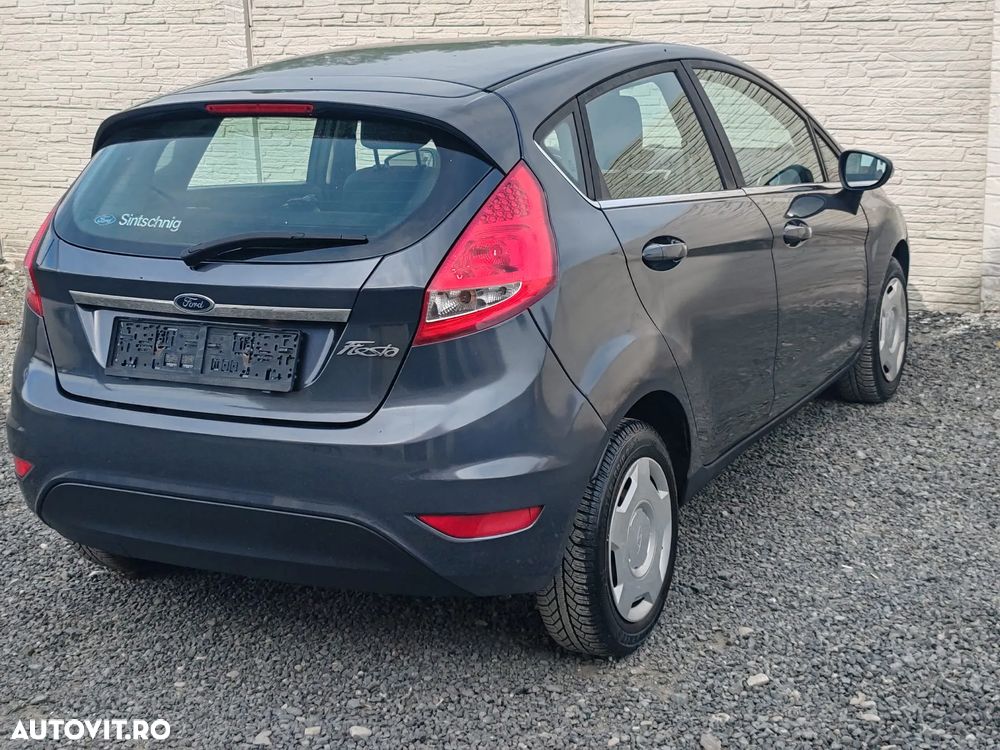 Ford Fiesta - 3