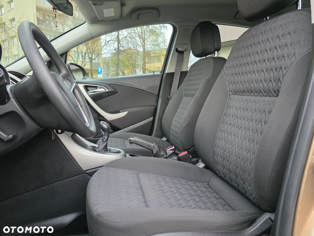 Opel Astra 1.4 Active EU6 - 14