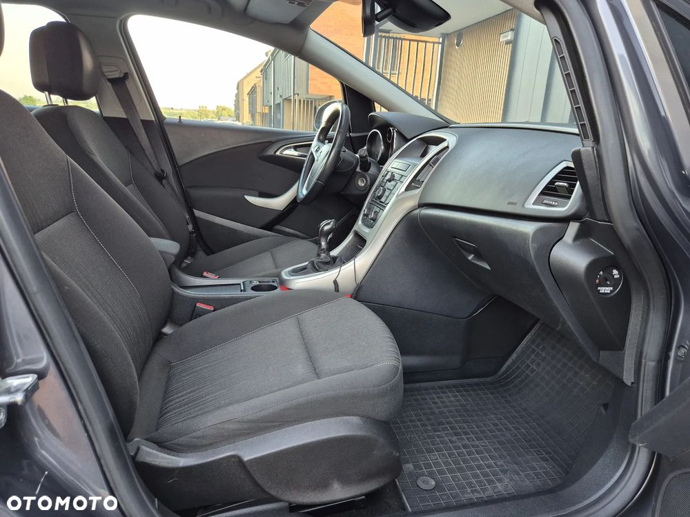 Opel Astra - 19