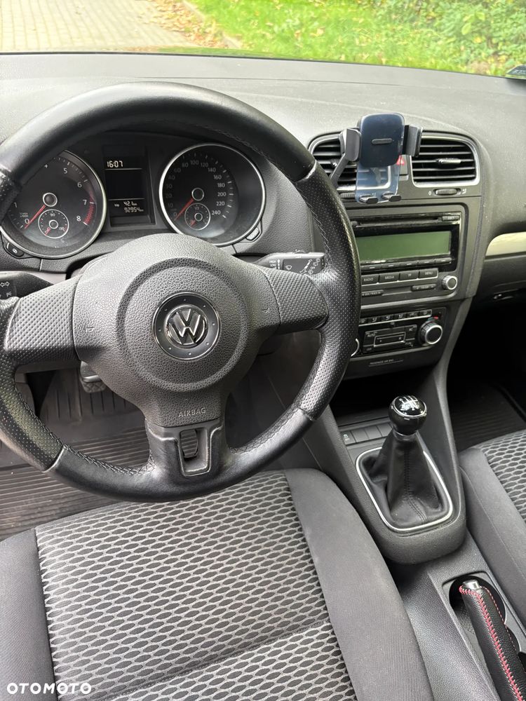 Volkswagen Golf - 12