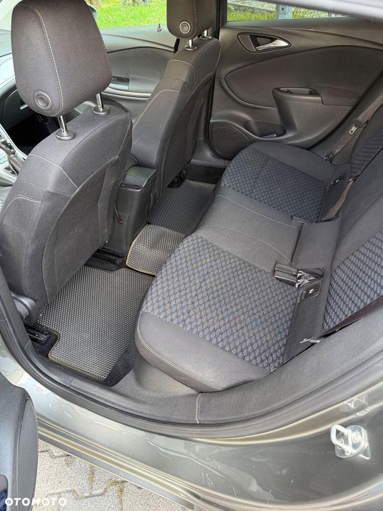 Opel Astra V 1.4 T Enjoy - 16