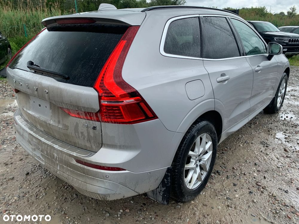 Volvo XC 60 B6 B AWD Momentum - 7