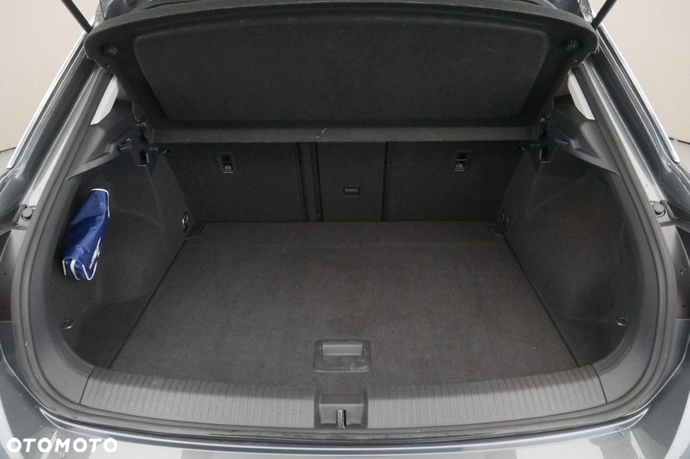 Volkswagen T-Roc 1.5 TSI Life - 16