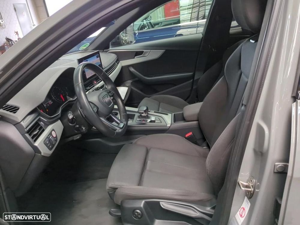 Audi A4 Avant 35 TDI S line S tronic - 4