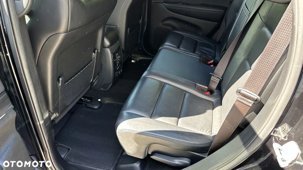 Jeep Grand Cherokee - 21
