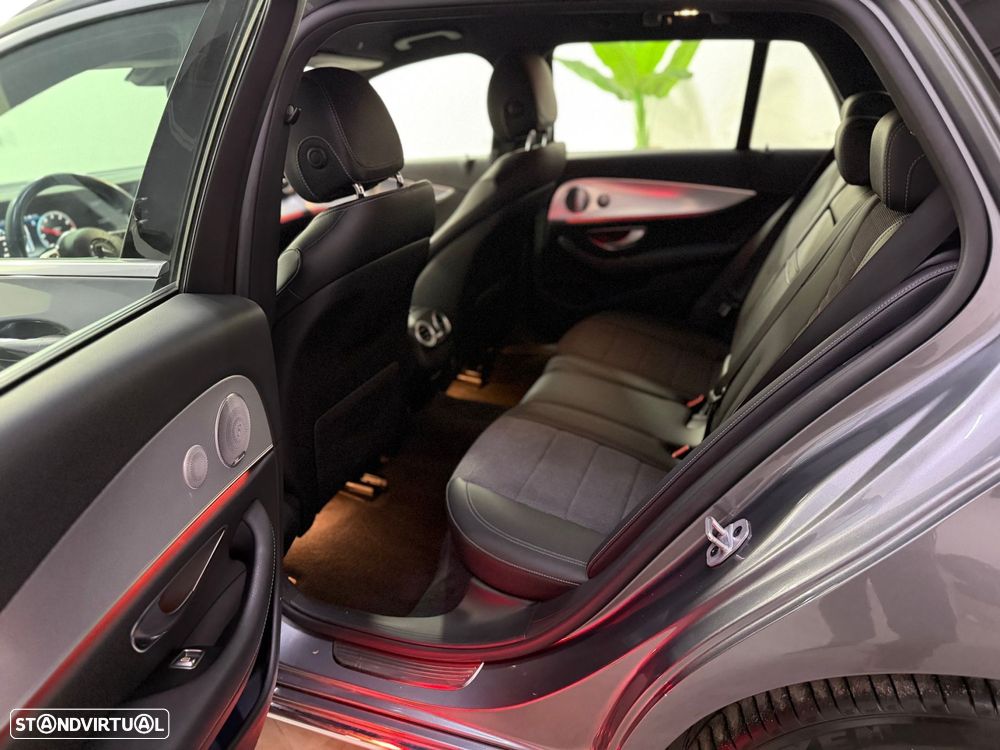 Mercedes-Benz E 300 de Avantgarde - 6