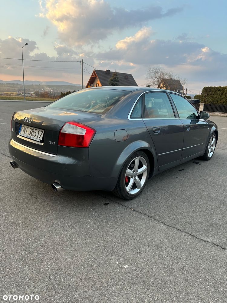 Audi A4 Limousine 3 - 7
