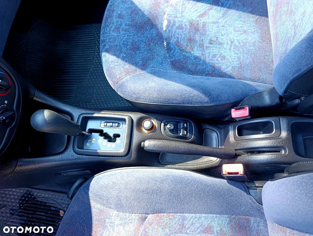Peugeot 206 75 Automatik Premium - 19