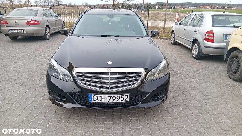 Mercedes-Benz Klasa E 200 BlueTEC 7G-TRONIC Classic - 2