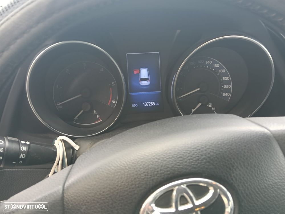 Toyota Auris Touring Sports 1.4 D-4D Comfort+Pack Sport - 6