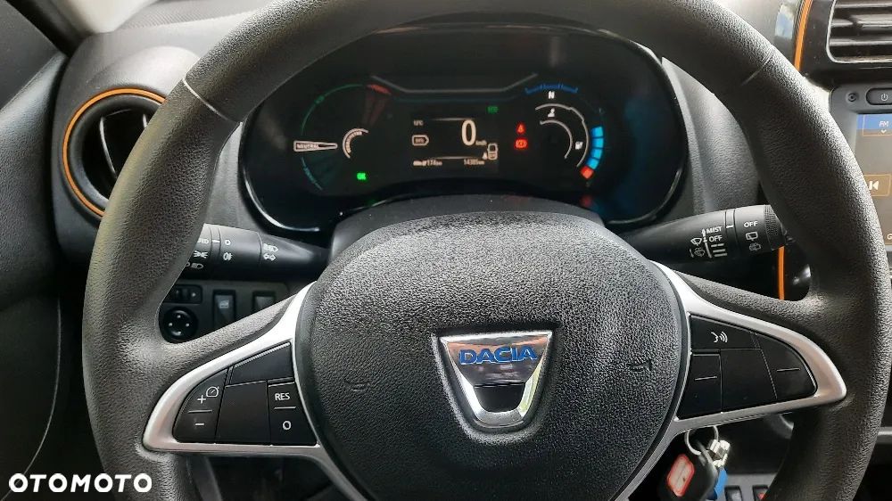 Dacia Spring 27.4kWh Business - 11