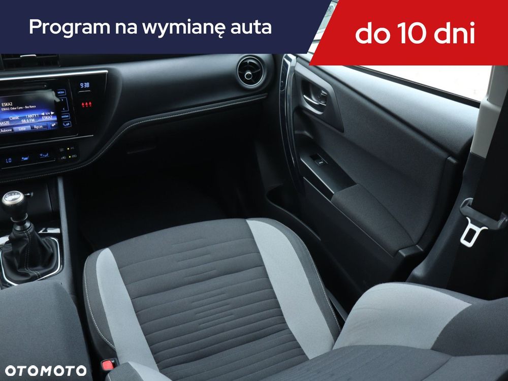 Toyota Auris - 10