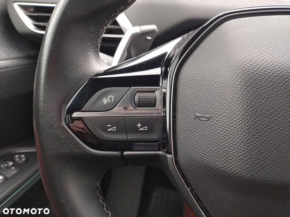 Peugeot 5008 1.5 BlueHDi Allure Pack S&S EAT8 - 18