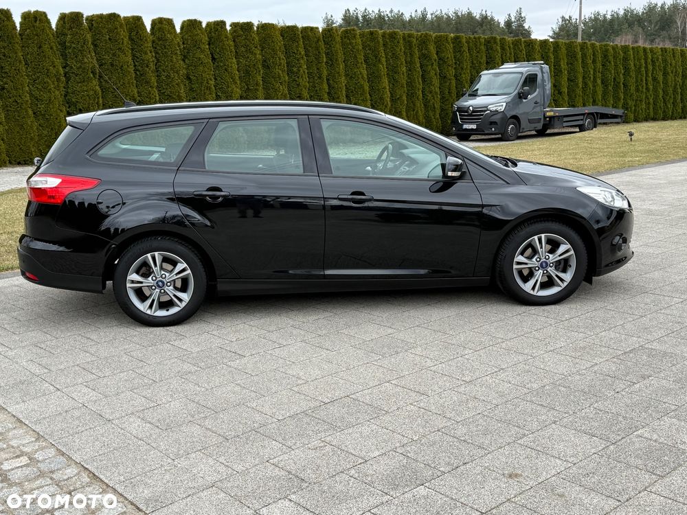 Ford Focus 1.0 EcoBoost STart-Stopp-System TITANIUM - 6