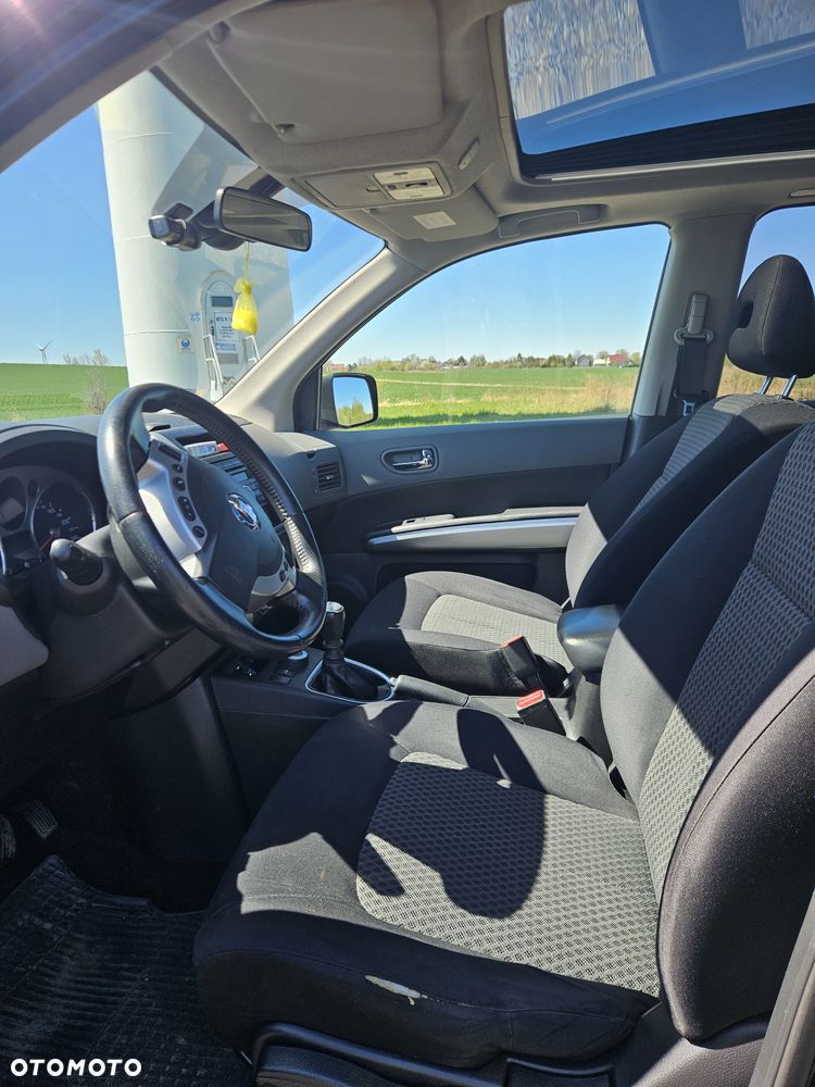 Nissan X-Trail 2.0 dCi 4x4 DPF SE - 10
