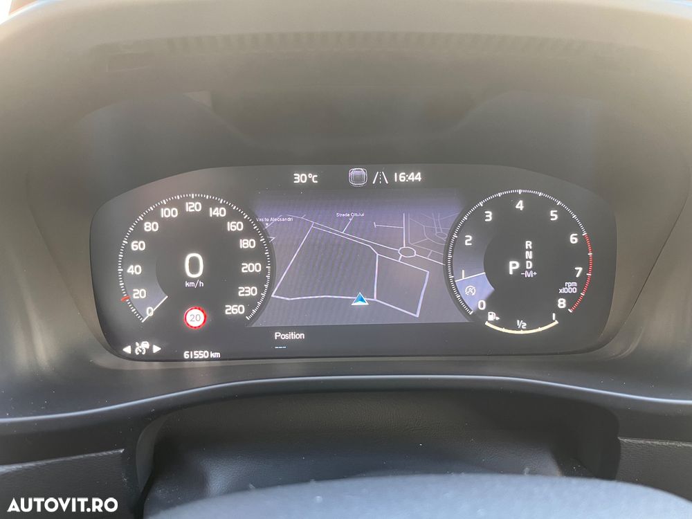 Volvo XC 40 T4 Momentum Pro - 13