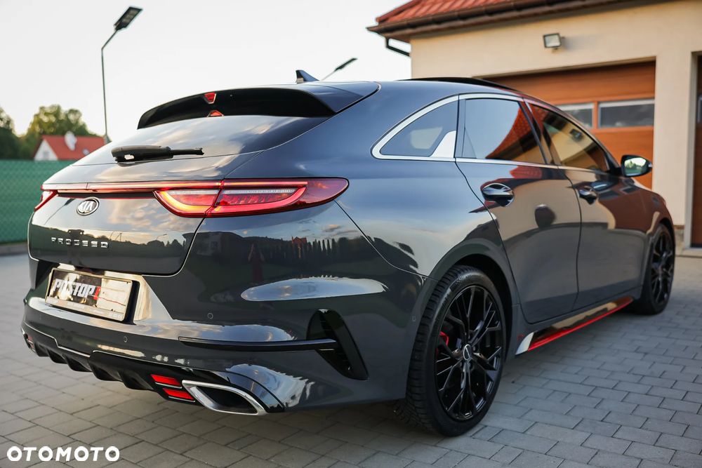 Kia ProCeed 1.6 T-GDI DCT7 OPF GT - 16