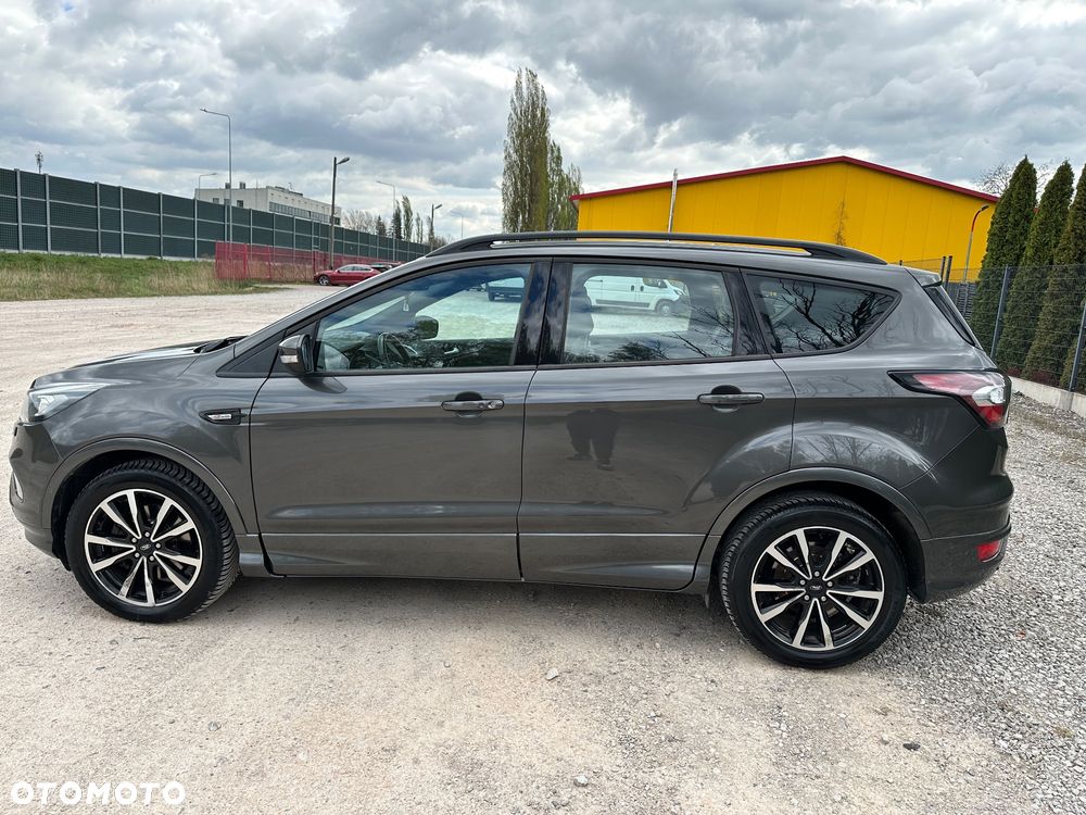 Ford Kuga 2.0 TDCi FWD ST-Line - 19