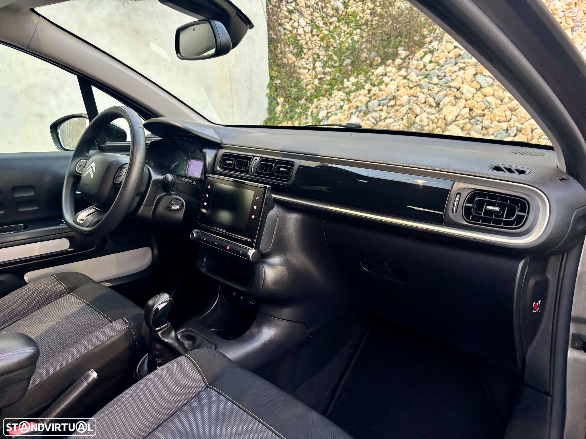 Citroën C3 1.2 PureTech Shine - 30