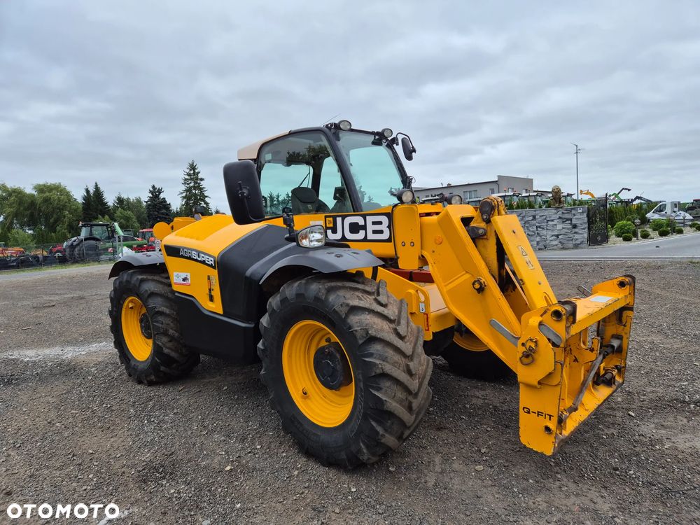 JCB - 2