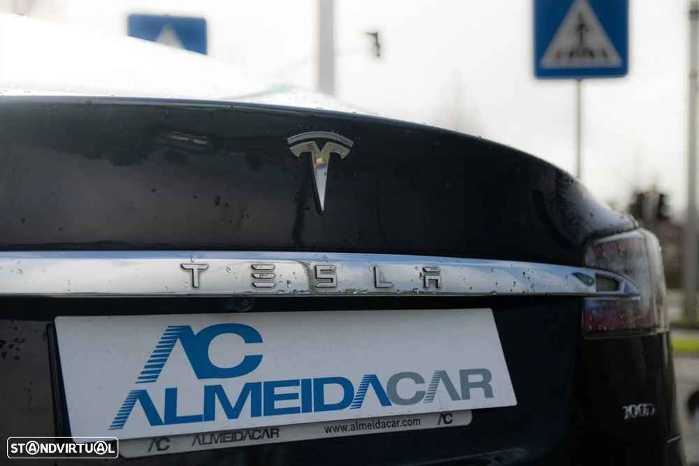 Tesla Model S 100D - 23