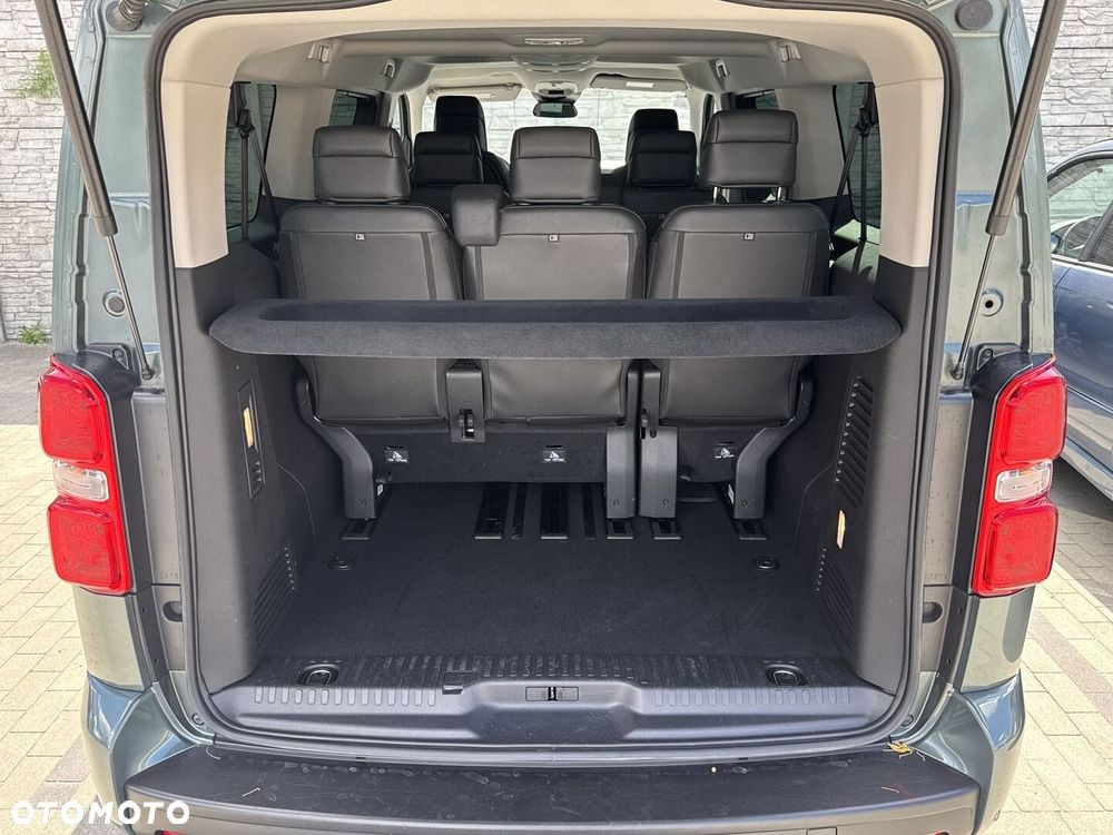 Toyota Proace Verso 2.0 D4-D Long VIP - 18